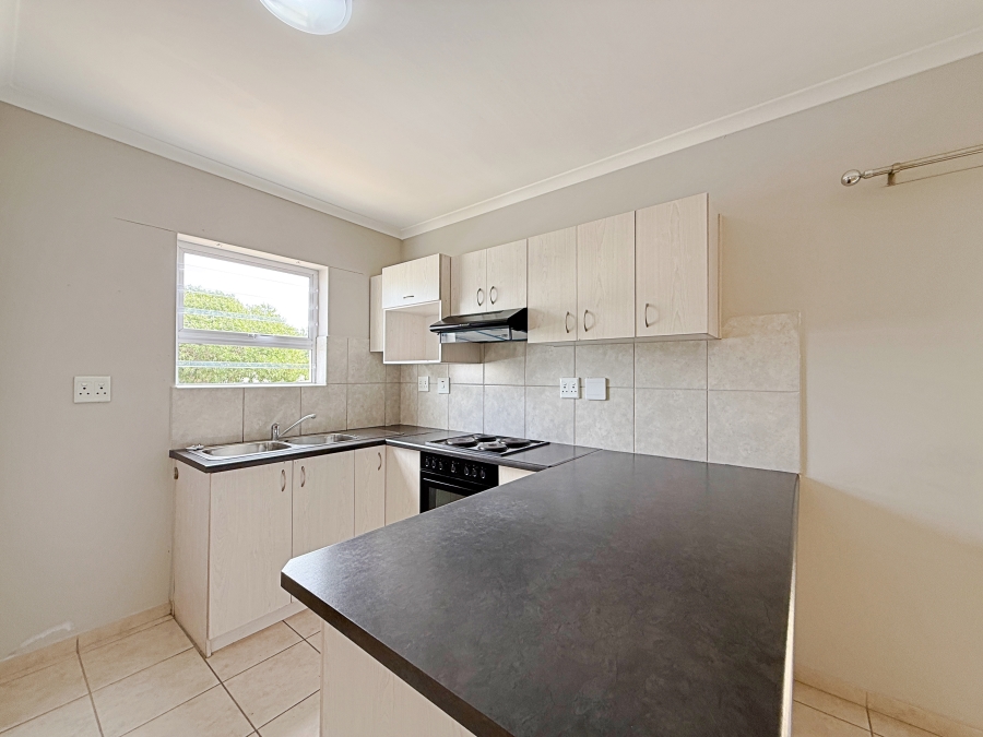 To Let 2 Bedroom Property for Rent in Laguna Sands Western Cape